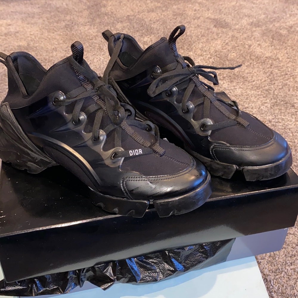 Door Women Sneakers